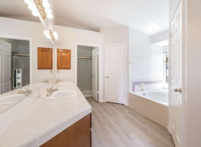 793 E Buckhill Rd, Fresno, CA 93720 - photo 27