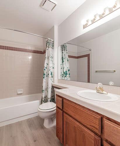 793 E Buckhill Rd, Fresno, CA 93720 - photo 21