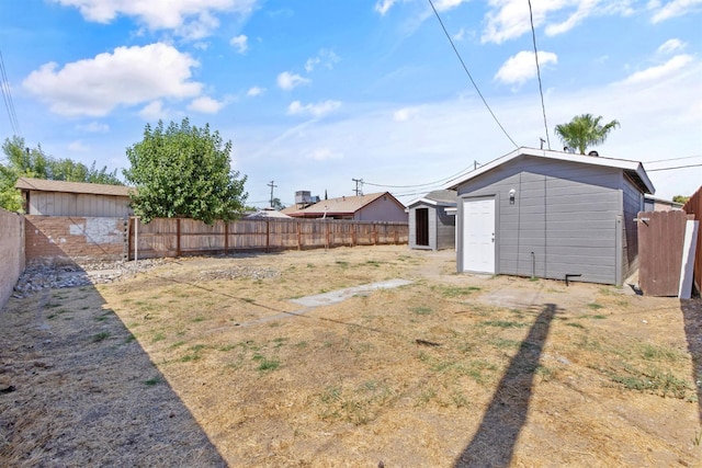 1717 N Brooks Ave, Fresno, CA 93705 - photo 28