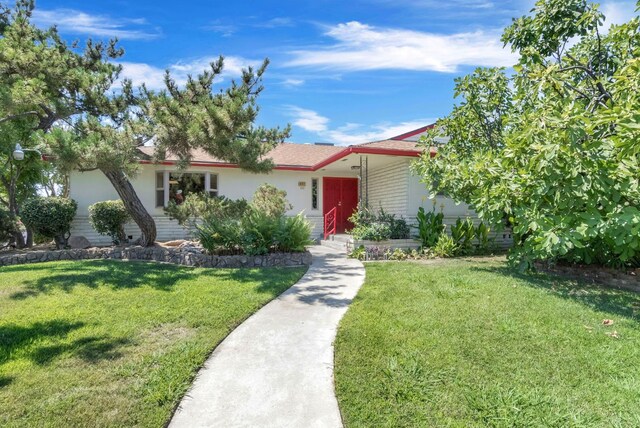411 W Vartikian Ave, Fresno, CA 93704 - photo 3