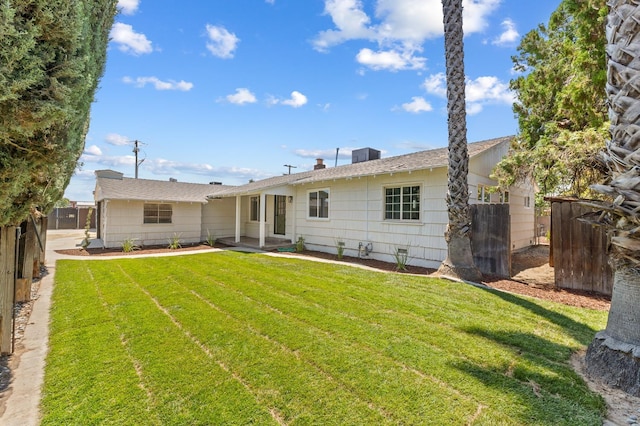2441 N Chestnut Ave, Fresno, CA 93703 - photo 23