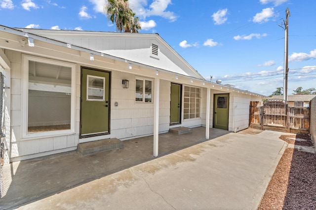 2441 N Chestnut Ave, Fresno, CA 93703 - photo 26