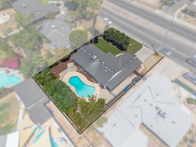 2441 N Chestnut Ave, Fresno, CA 93703 - photo 33
