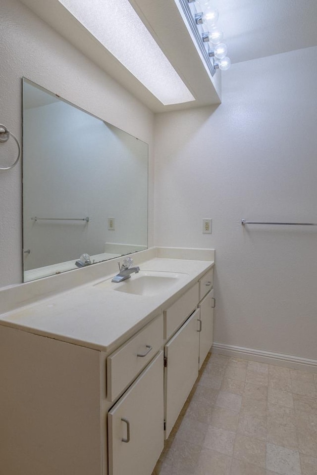 4737 W Iris Ave, Visalia, CA 93277 - photo 11