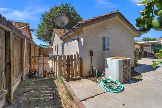 3546 W Weldon Ave, Fresno, CA 93722 - photo 32
