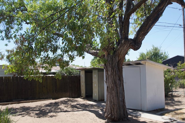 4454 E Simpson Ave, Fresno, CA 93703 - photo 23