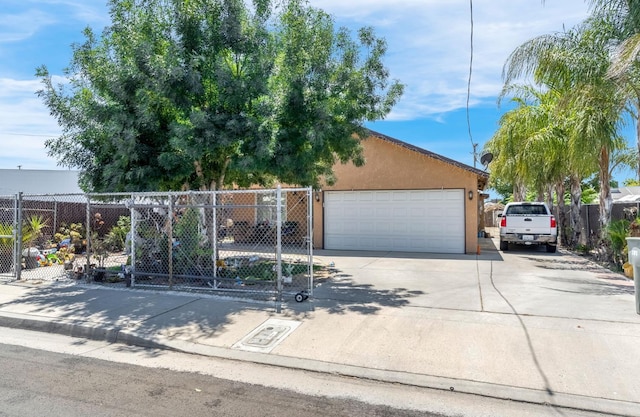 3829 S Ward Ave, Fresno, CA 93725 - photo 3
