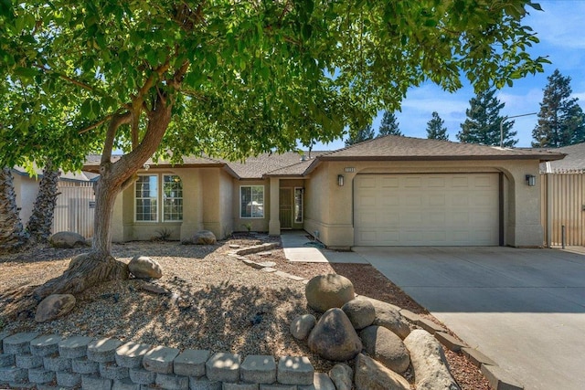 7233 N Thorne Ave, Fresno, CA 93650 - photo 1