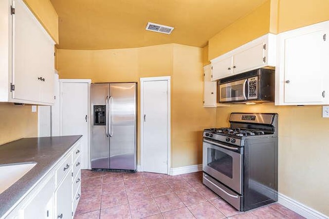 1571 N Wilson Ave, Fresno, CA 93728 - photo 12