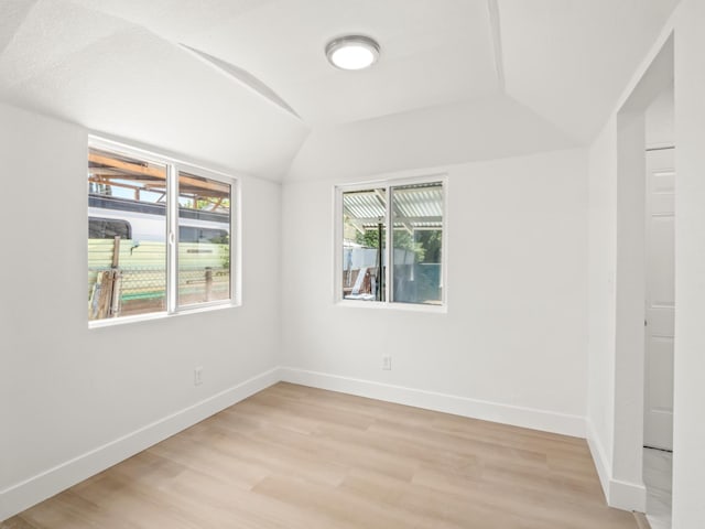 827 N Roosevelt Ave, Fresno, CA 93728 - photo 23