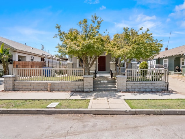 827 N Roosevelt Ave, Fresno, CA 93728 - photo 2