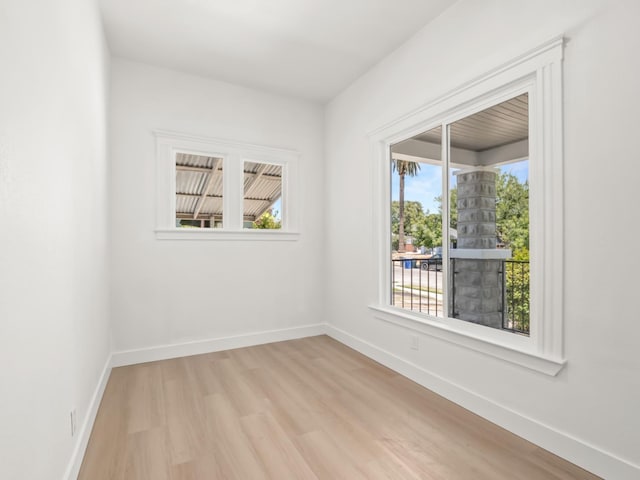 827 N Roosevelt Ave, Fresno, CA 93728 - photo 13