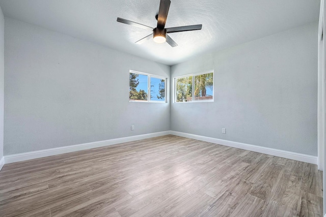4641 E Weldon Ave, Fresno, CA 93703 - photo 22
