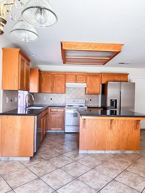 5323 N Contessa Ave, Fresno, CA 93723 - photo 8