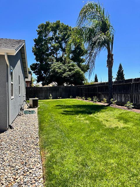 5323 N Contessa Ave, Fresno, CA 93723 - photo 29