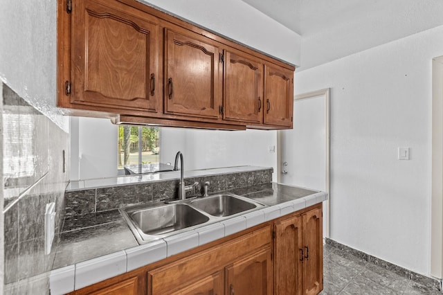 1423 E Evening Glow Ave, Reedley, CA 93654 - photo 12