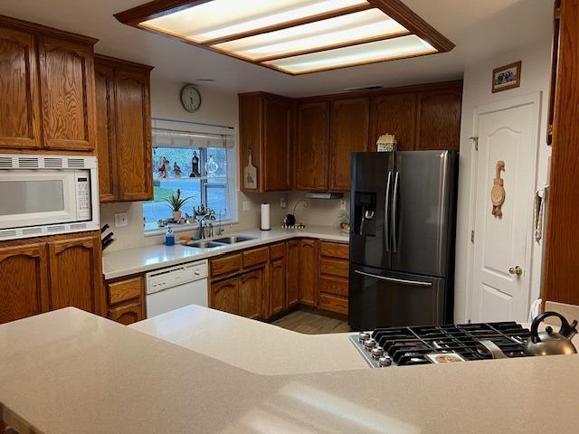 212 Hill View Ln, Coalinga, CA 93210 - photo 11
