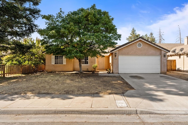 4279 W Providence Ave, Fresno, CA 93722 - photo 1