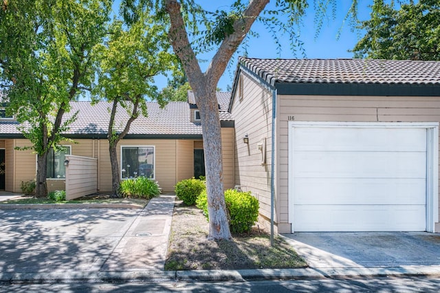 474 E Alluvial Ave Unit 116, Fresno, CA 93720 - photo 2