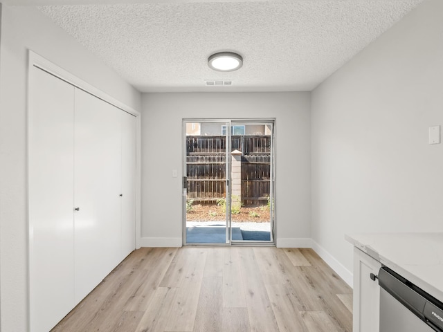3770 W Barstow Unit 133, Fresno, CA 93711 - photo 8