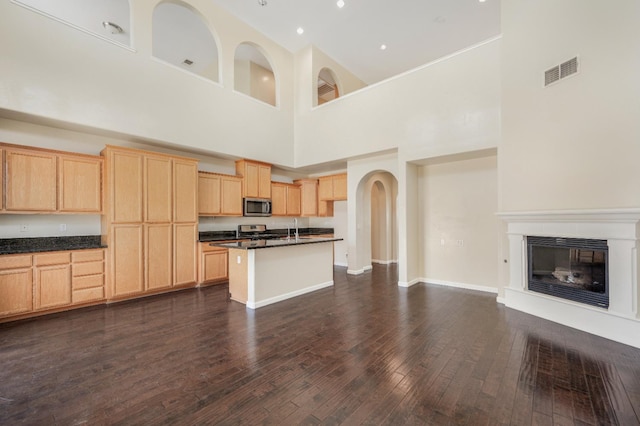 7026 E Dayton Ave, Fresno, CA 93737 - photo 9