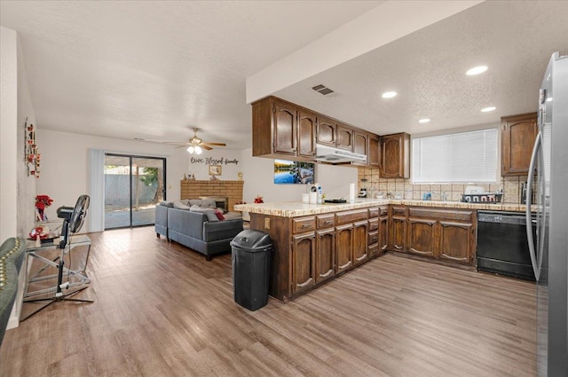 209 W Muncie Ave, Fresno, CA 93711 - photo 4