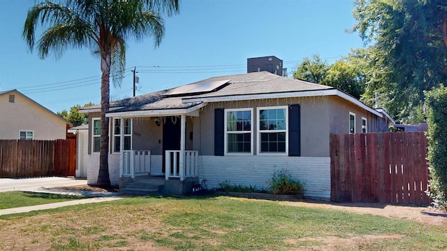 1633 W Dayton Ave, Fresno, CA 93705 - photo 1