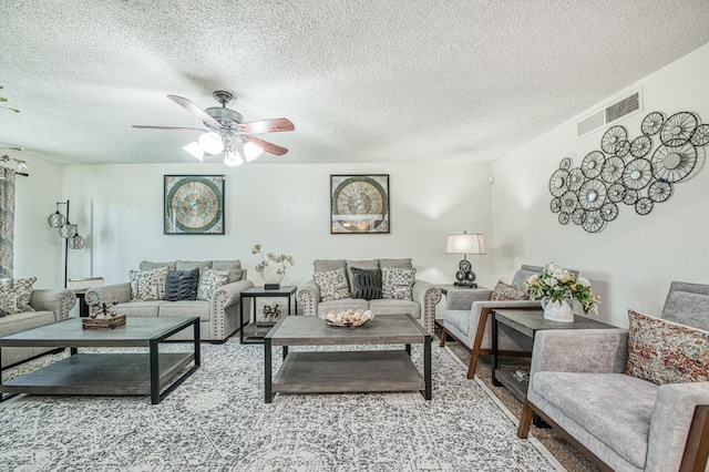 8099 E Nees, Clovis, CA 93619 - photo 12