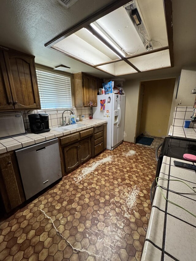 25755 Ophir Dr, Madera, CA 93638 - photo 3