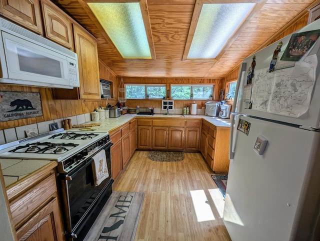 65066 Stellar Jay Ln, Sierra, CA 93628 - photo 8