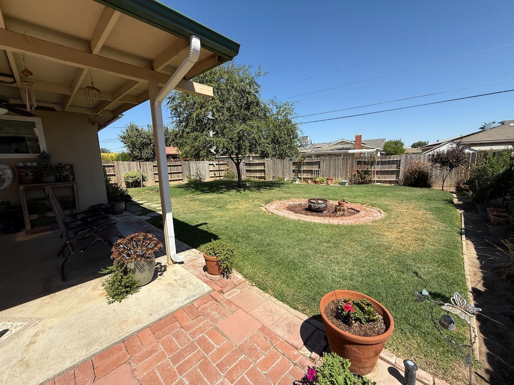 1430 Bush St W, Lemoore, CA 93245 - photo 3