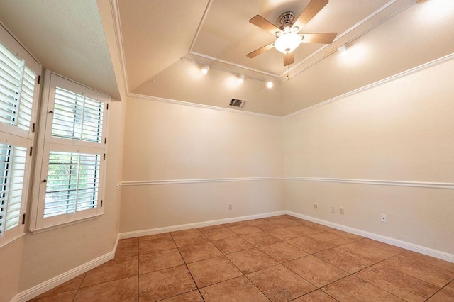 563 E Portland Ave, Fresno, CA 93720 - photo 16