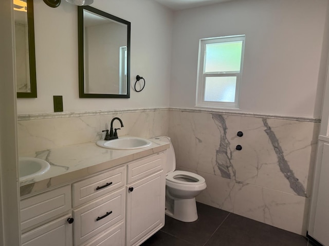 3945 N Tollhouse Rd, Fresno, CA 93726 - photo 13
