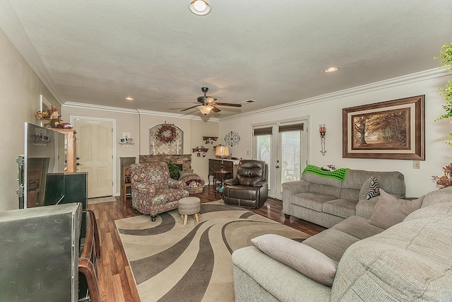 225 W Larsen Ave, Fresno, CA 93706 - photo 6