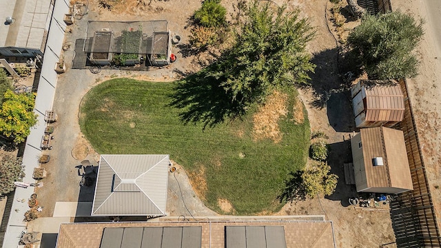 225 W Larsen Ave, Fresno, CA 93706 - photo 41