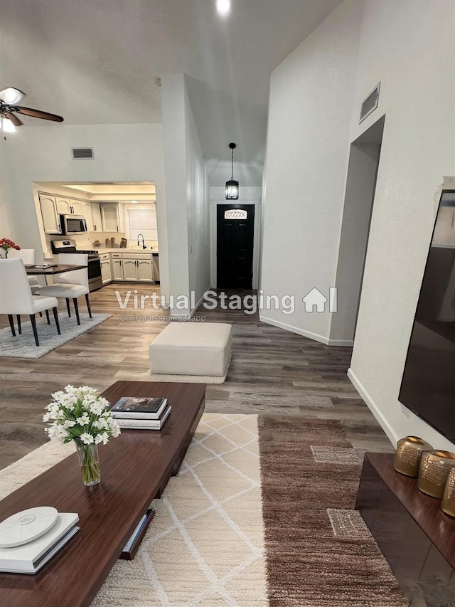 1242 Douglas Ave, Clovis, CA 93611 - photo 2