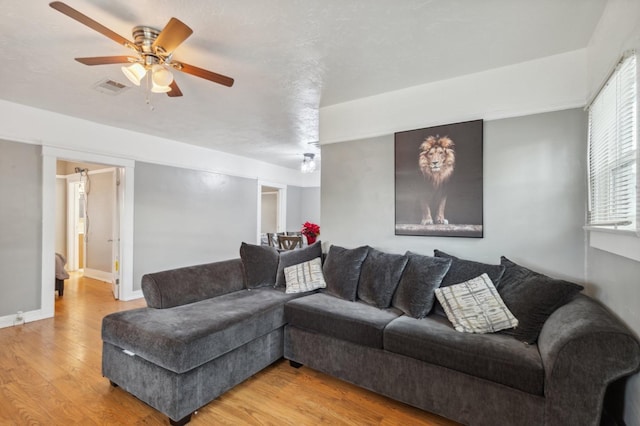 728 N Farris Ave, Fresno, CA 93728 - photo 9