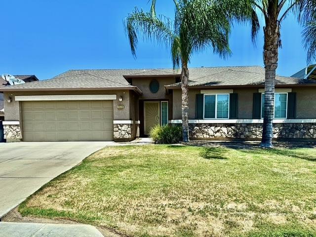 5536 W Garland Ave, Fresno, CA 93722 - photo 1
