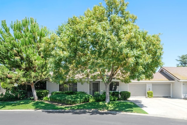 656 E Magill Ave, Fresno, CA 93710 - photo 1