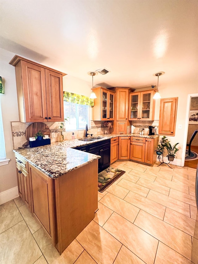 2804 N Fruit Ave, Fresno, CA 93705 - photo 8