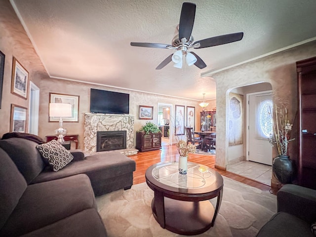 2804 N Fruit Ave, Fresno, CA 93705 - photo 15