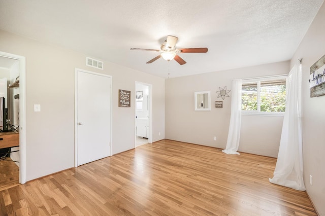 1620 W Roberts Ave, Fresno, CA 93711 - photo 15