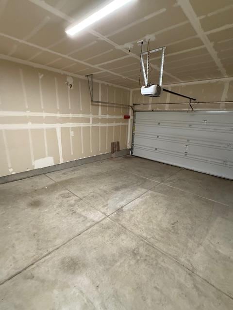 6303 E Creek View Ln, Fresno, CA 93727 - photo 30