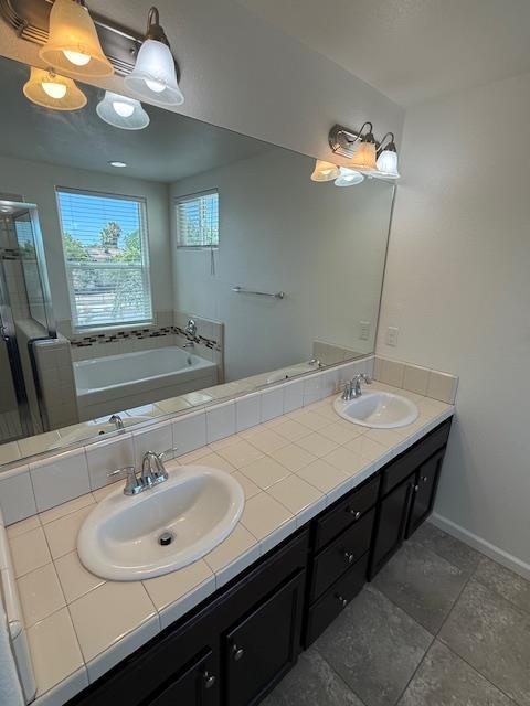 6303 E Creek View Ln, Fresno, CA 93727 - photo 17