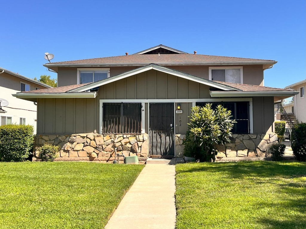 2694 W Fairmont Ave Unit 102, Fresno, CA 93705 - photo 1