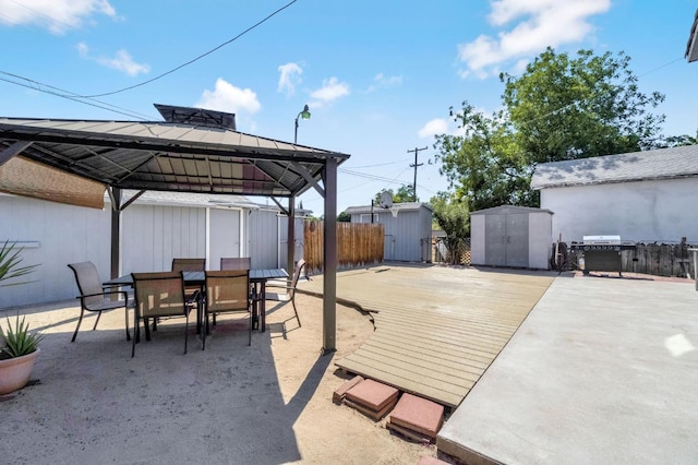 227 N N St, Madera, CA 93637 - photo 36