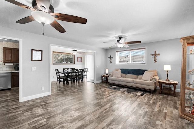 227 N N St, Madera, CA 93637 - photo 11