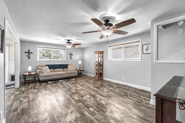 227 N N St, Madera, CA 93637 - photo 10
