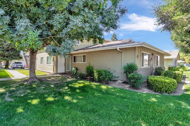 2244 Peach Ave Unit 4, Clovis, CA 93612 - photo 1