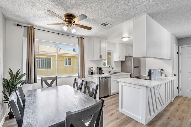 2244 Peach Ave Unit 4, Clovis, CA 93612 - photo 9